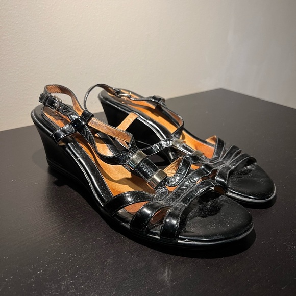 Söfft Black Strappy Wedge Sandals – Size 9.5 US - Picture 1 of 6
